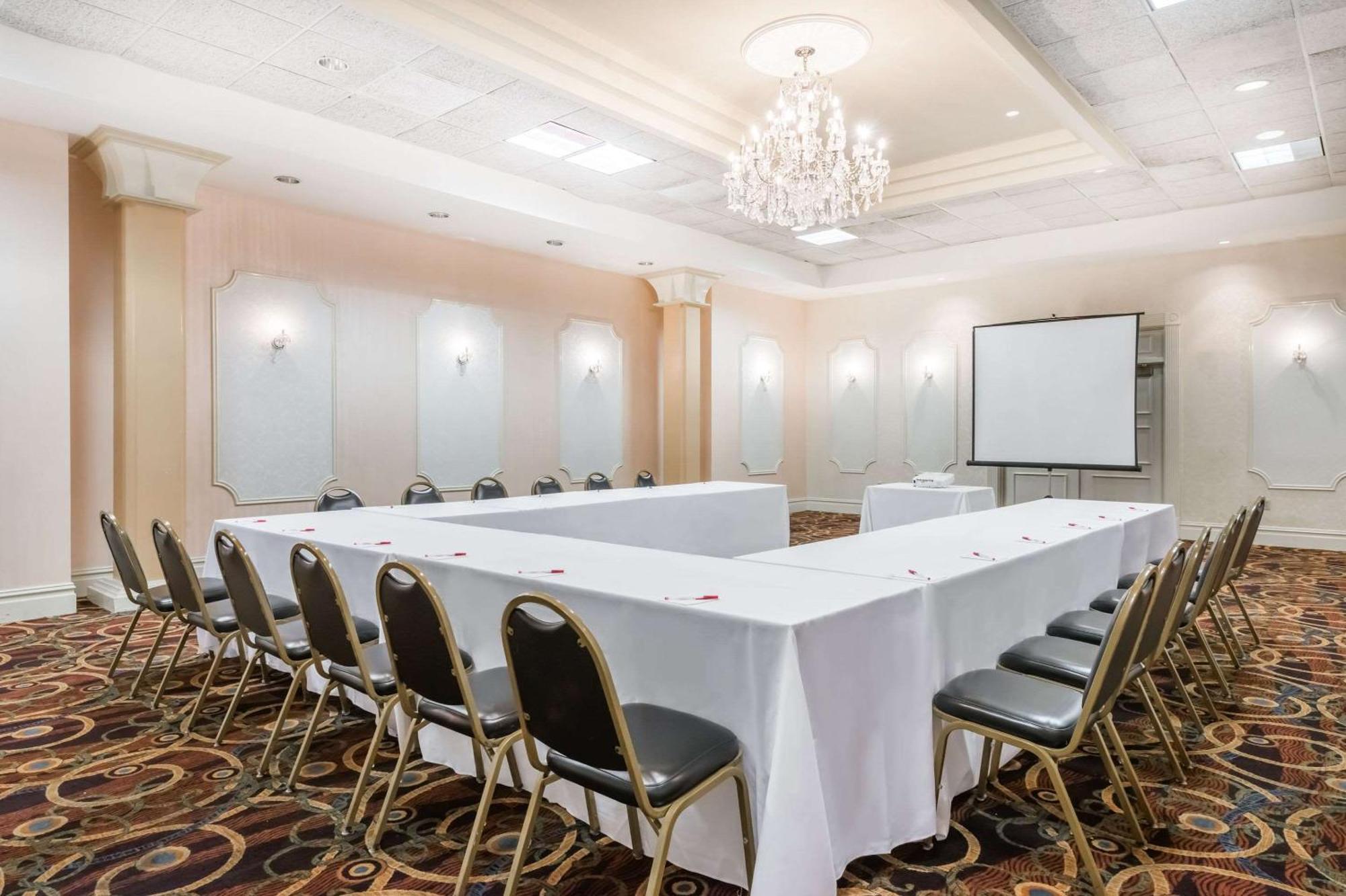 Clarion Hotel BWI Airport Arundel Mills Hanover Bagian luar foto