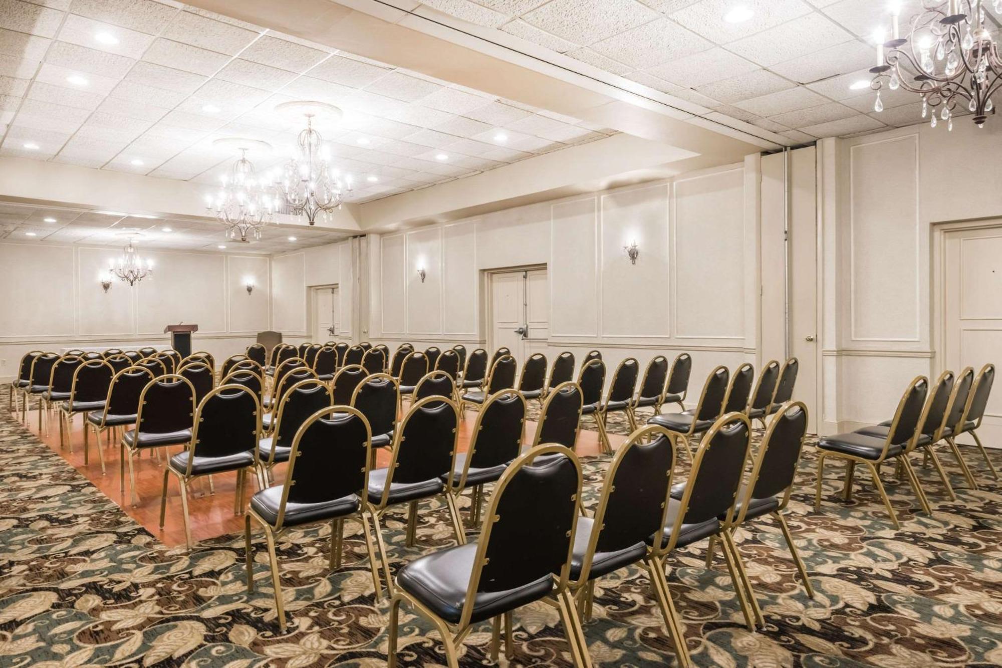 Clarion Hotel BWI Airport Arundel Mills Hanover Bagian luar foto